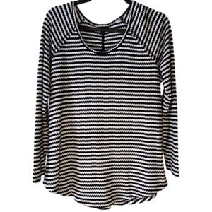 Torrid Waffle Knit Black & White Stripe Long Sleeve Lightweight Top Size L GUC